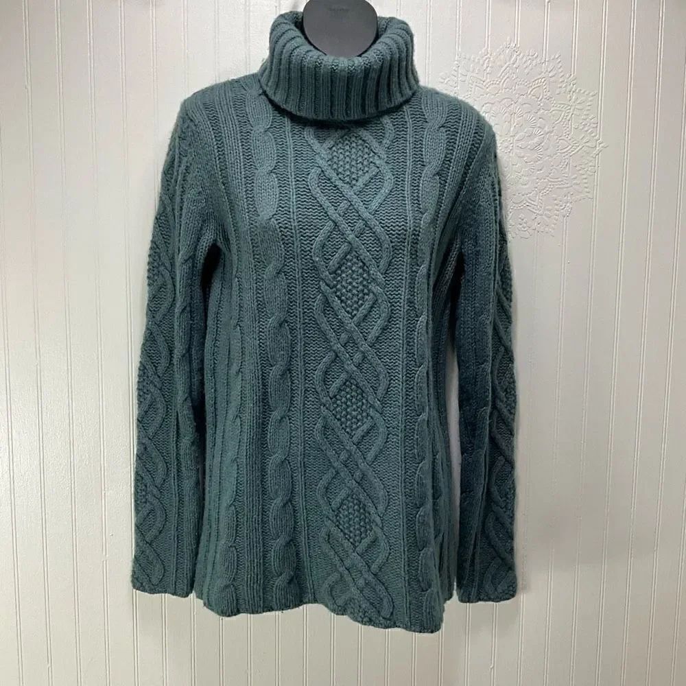 EDDIE BAUER Merino Wool Blend Turtleneck Cable Knit Sweater